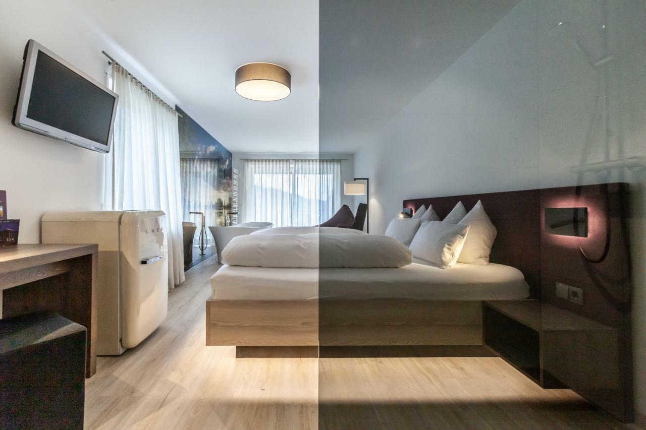 Bollenhuthotel Kirnbacher Hof ヴォルフアッハ エクステリア 写真